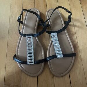 Elegant Black Sandals with Rhinestone Detailing